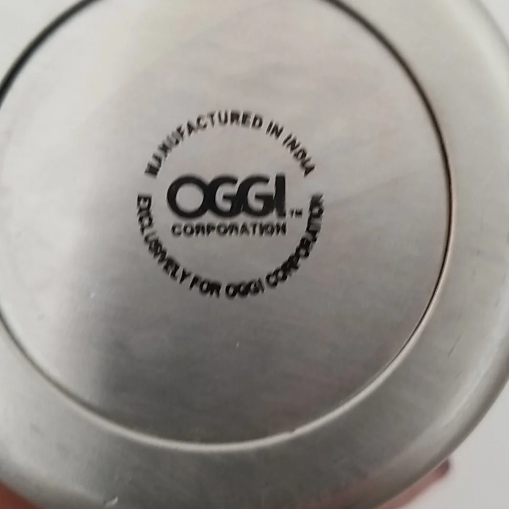 Oggi stainless steel silver dial a drink shaker 34 oz